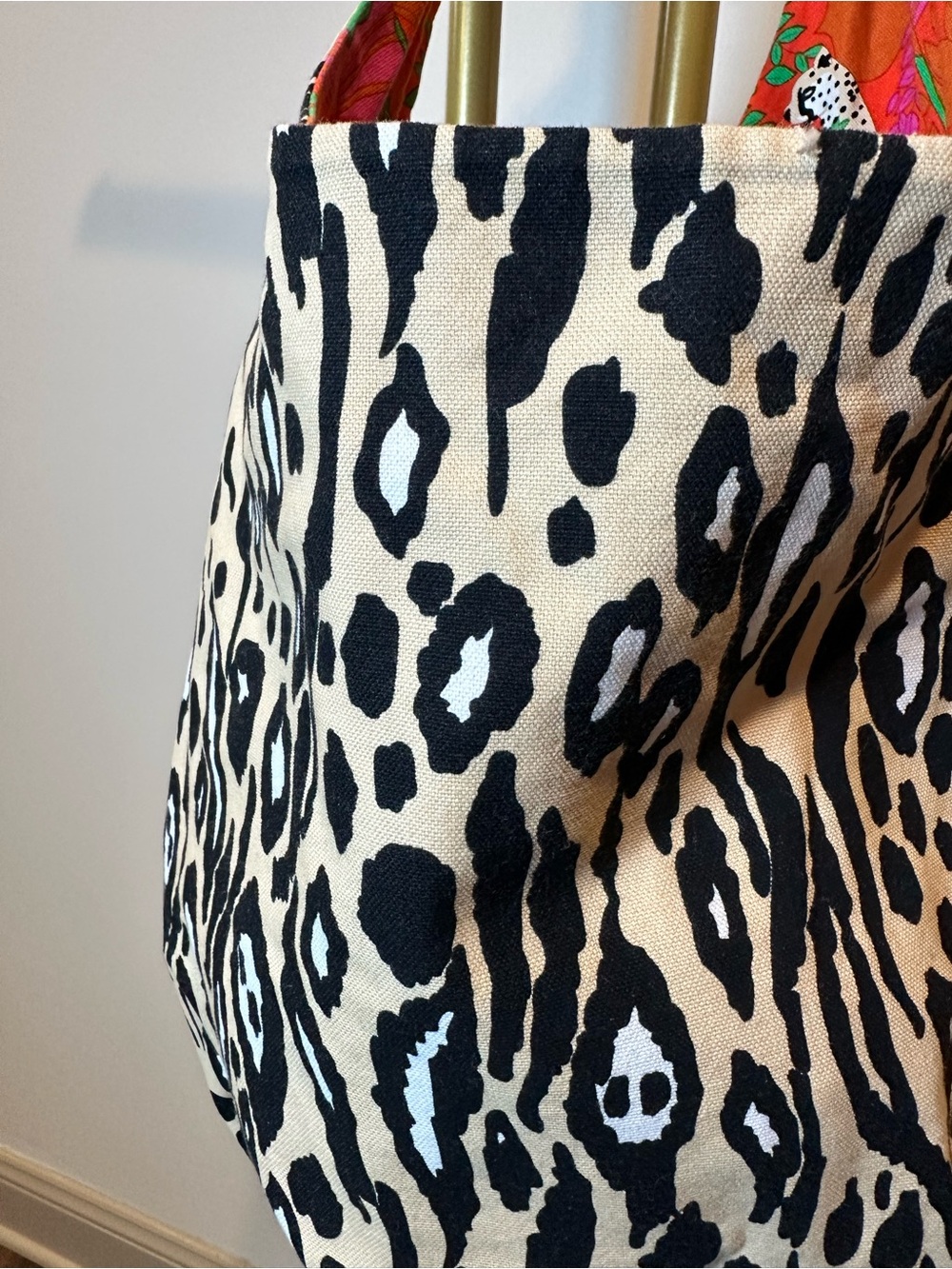 Cabi Reversible Animal Print Sling Tote Bag Jungle Boho - Picture 6 of 6